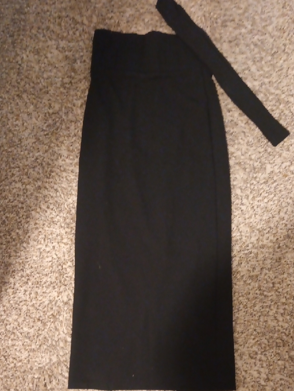 Classic Black Women's Pencil Dress - Timeless Silhouette With Belt